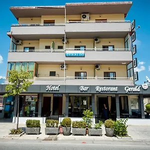 Geraldo Apartment
