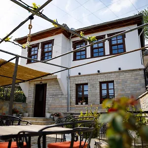 Pashai Gjirokastër